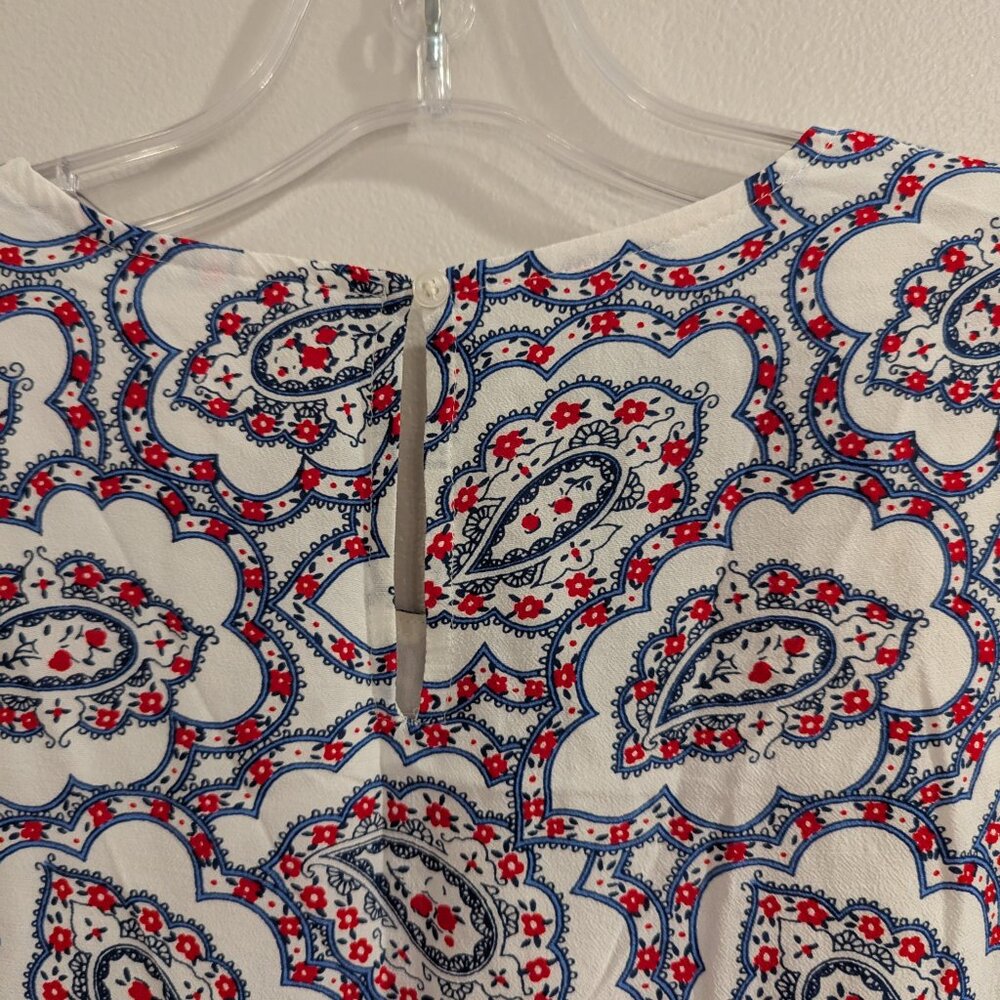 TALBOTS Pintuck Yoke Blouse 1X Paisley White Red Navy Blue Long Sleeve - Picture 10 of 13